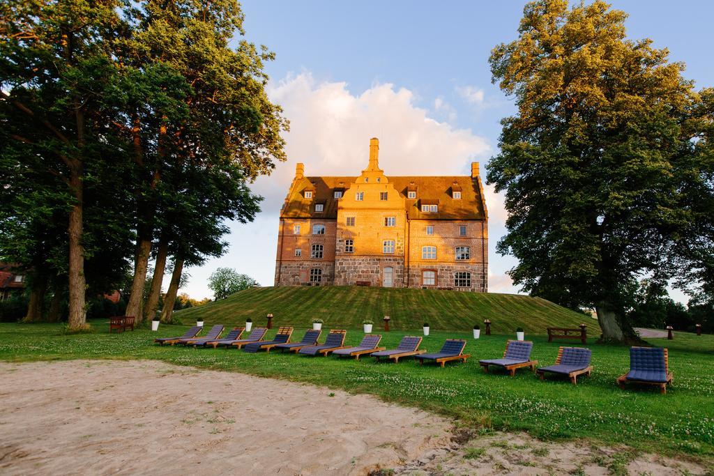 Hotel Schloss & Gut Ulrichshusen Exterior foto